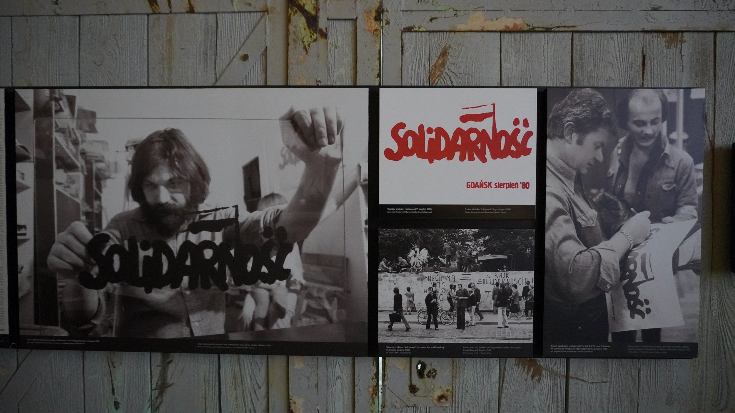 Foto Il Museo della Seconda Guerra Mondiale di Danzica colpisce 
                    per la sua architettura audace e per l'intensità del suo percorso espositivo, che racconta con profondità 
                    le tragedie e il coraggio del Novecento. Poco distante, 
                    il Centro Europeo di Solidarność celebra la forza del movimento operaio e lo spirito di libertà 
                    che da Danzica ha cambiato la storia dell'Europa.