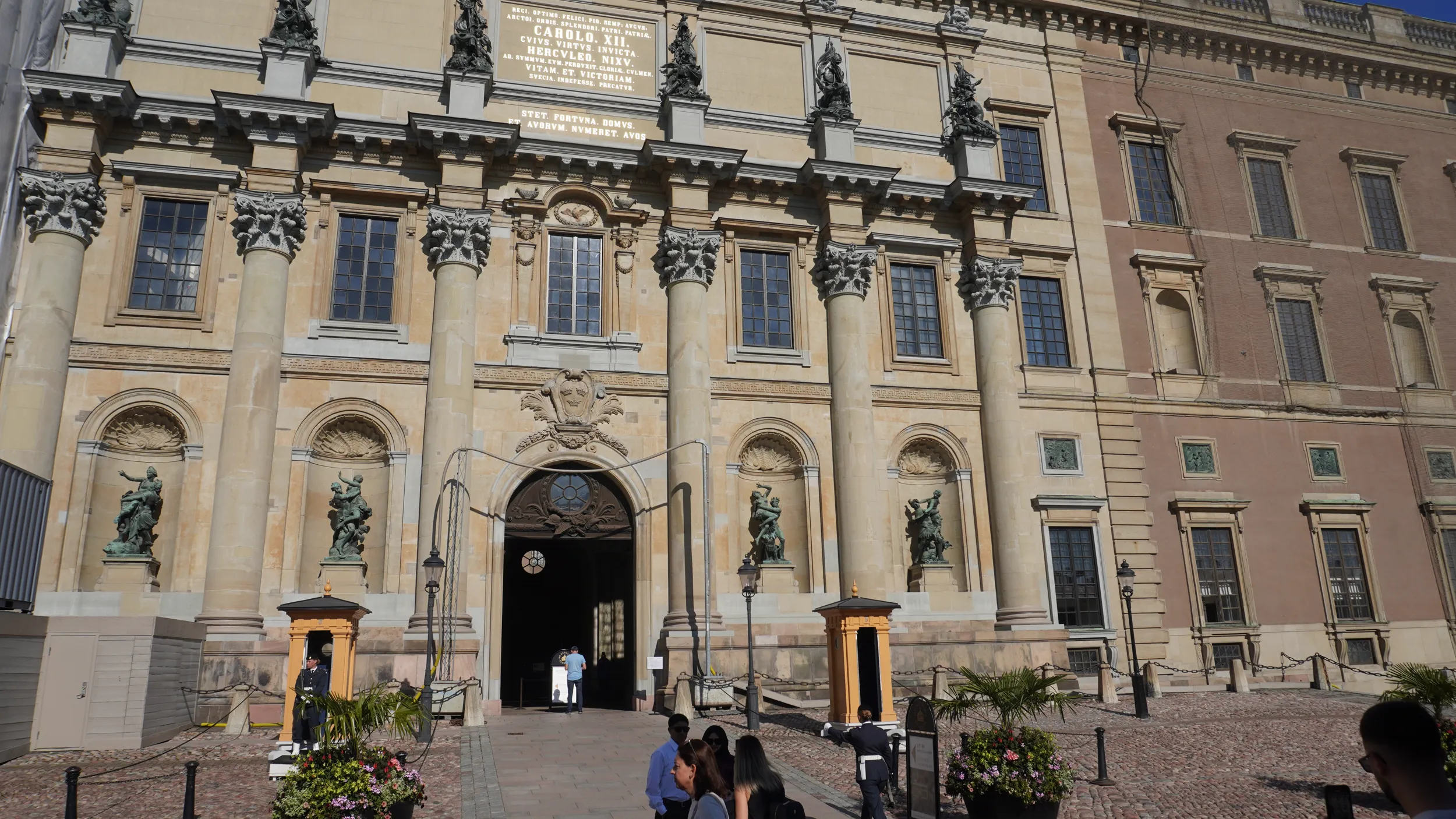 Foto Il palazzo
                        reale