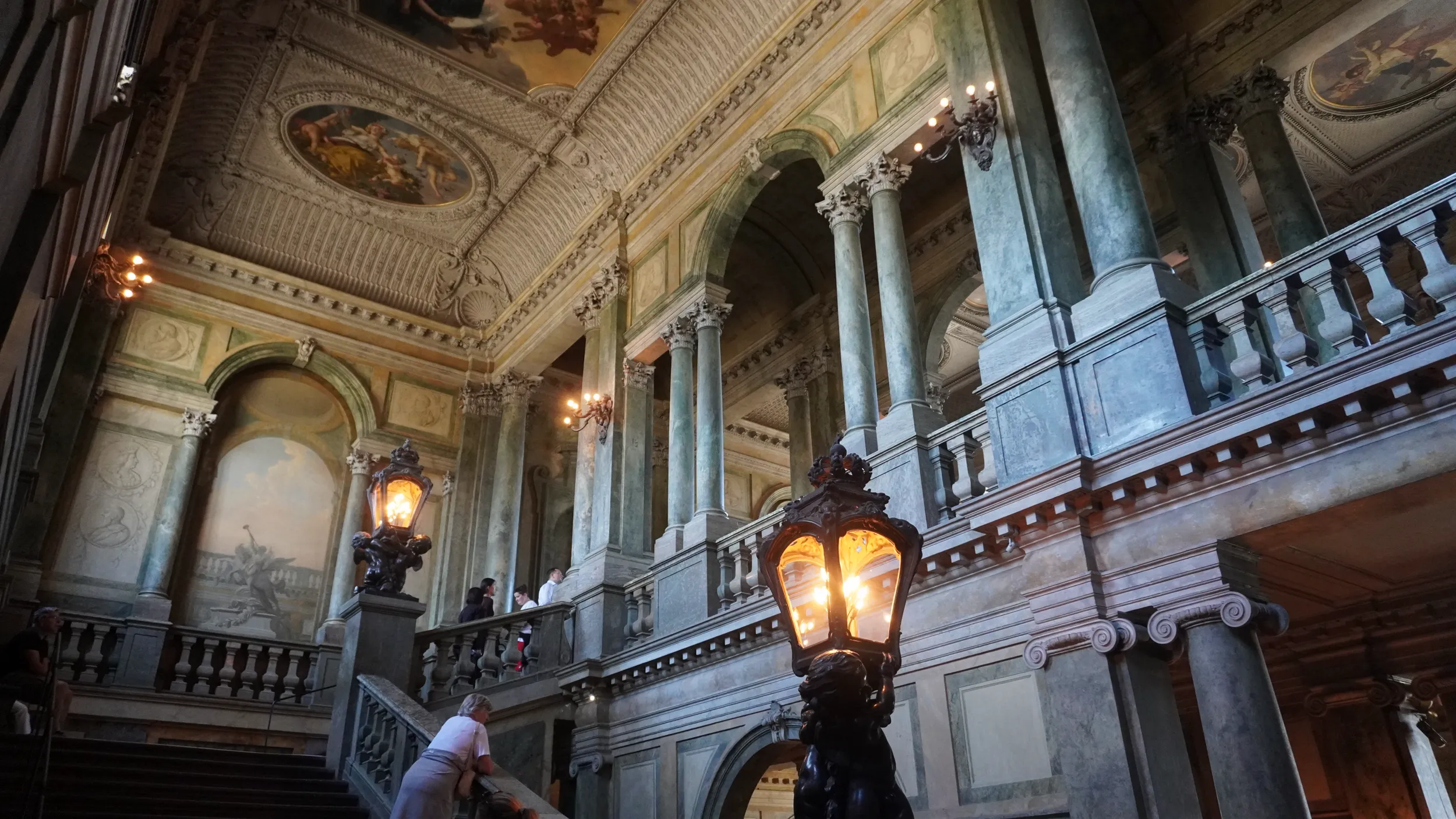 Foto Il palazzo
                        reale